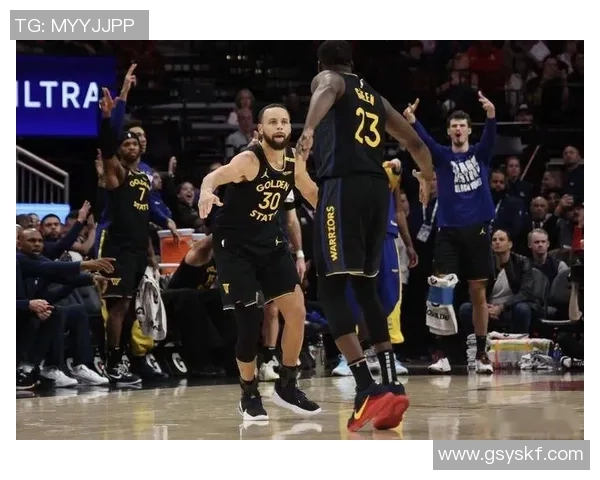 26日爵士与掘金激战正酣谁能在西部争夺战中占得先机